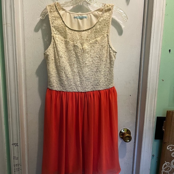 Maurice’s Girls' Cream and Orange Lace Dress - Picture 1 of 3